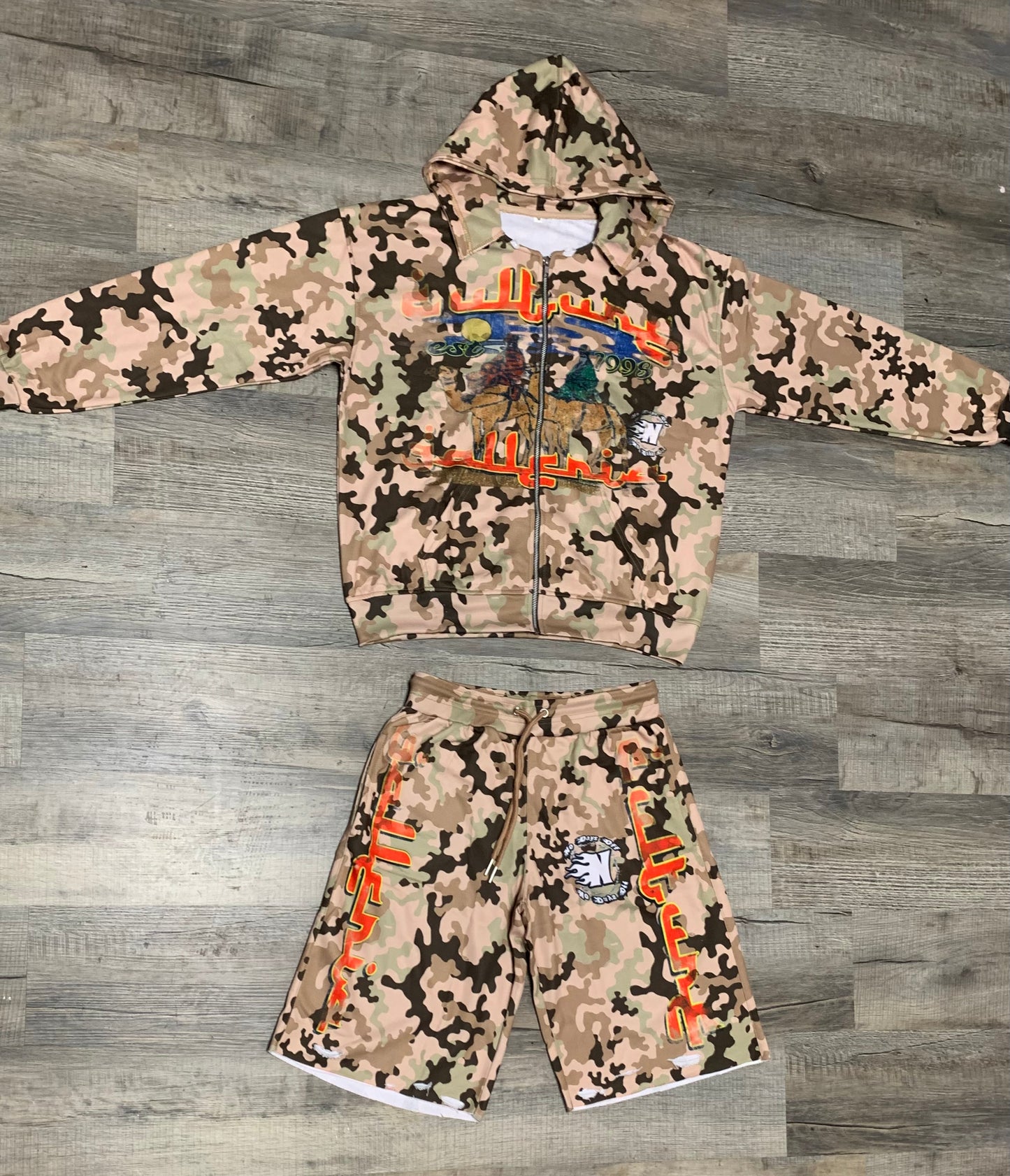 “Culture Galleria” Desert Camo Set