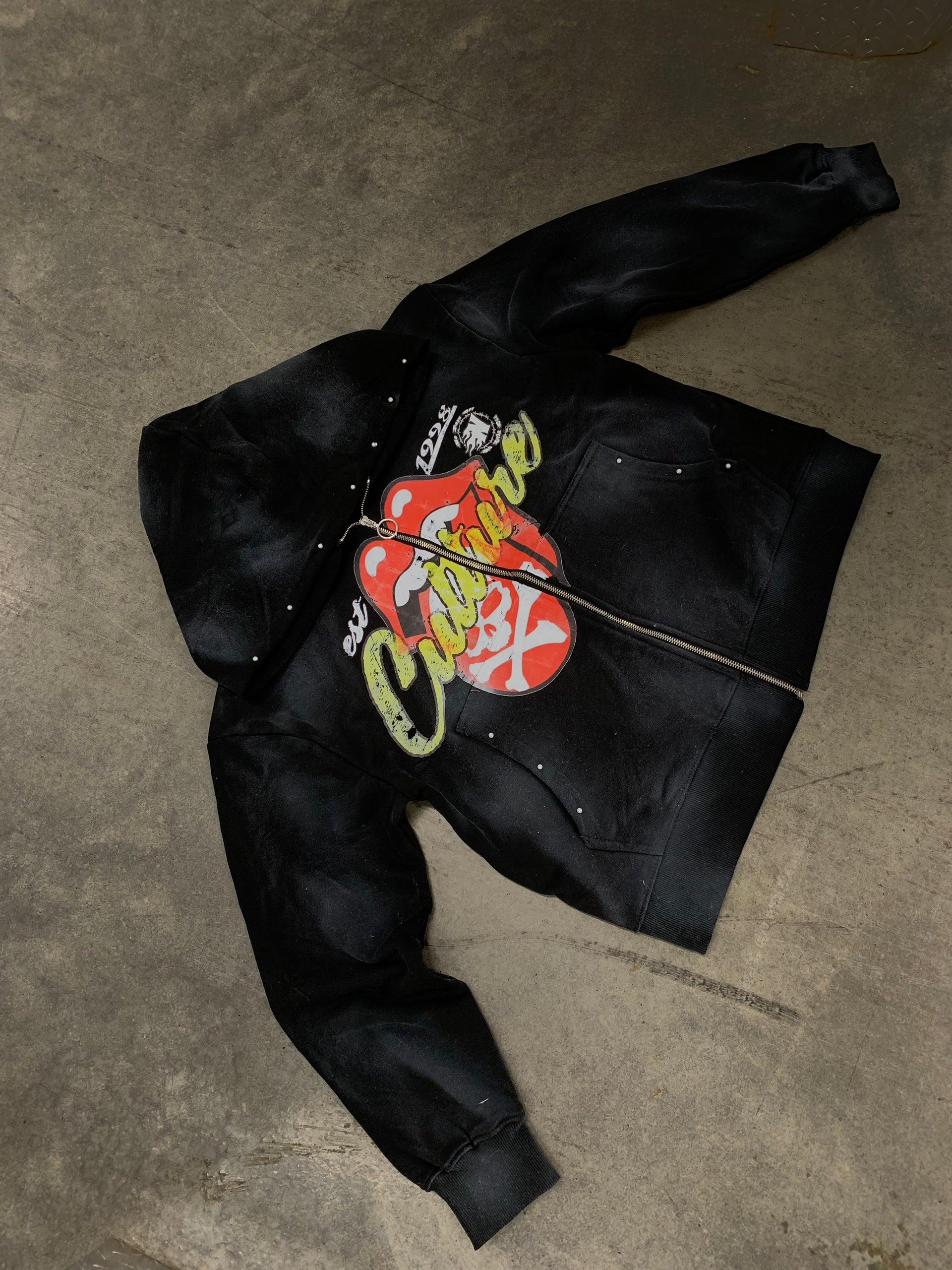 "Rolling Stone" Oversized Zip-up