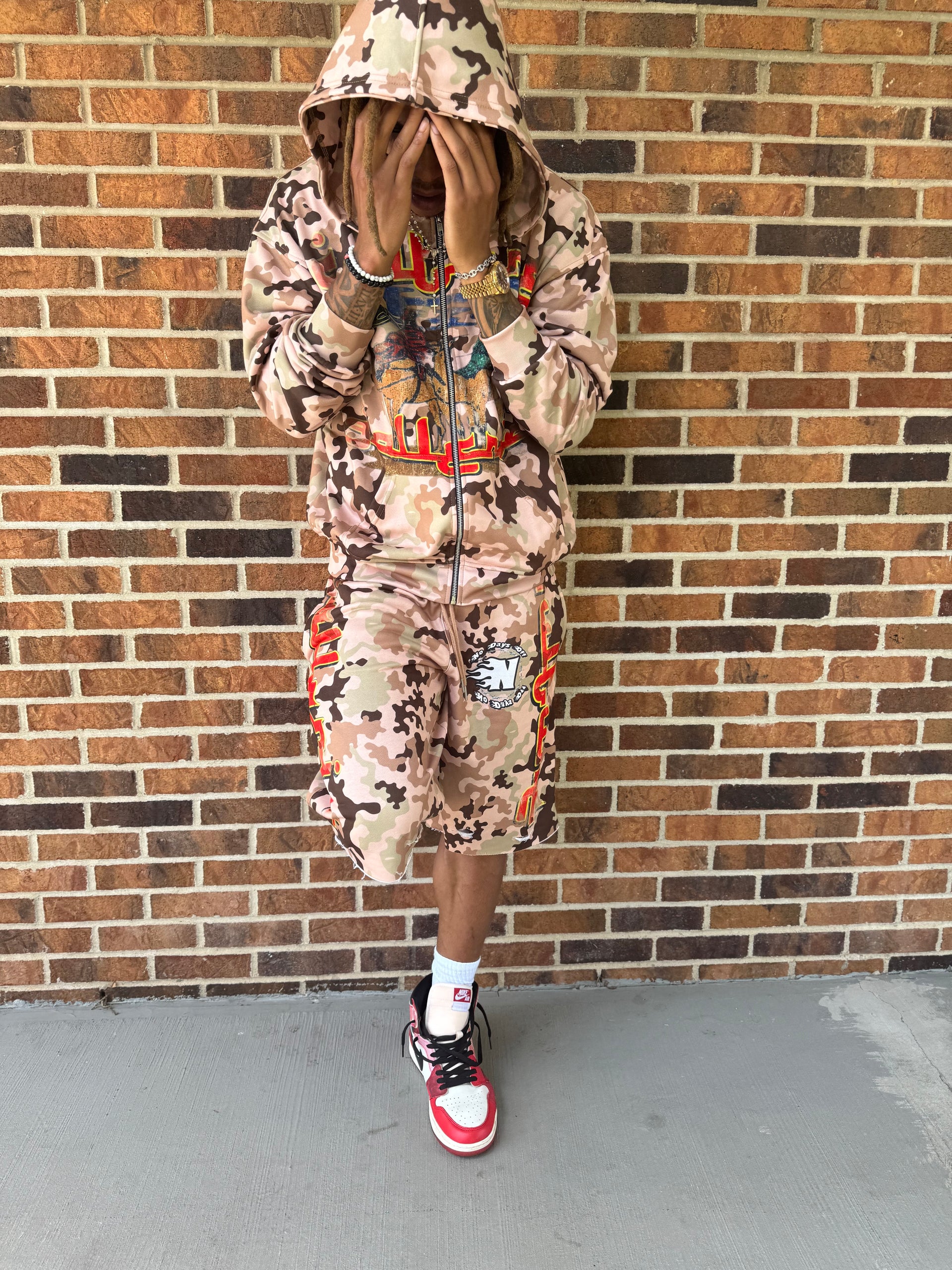 “Culture Galleria” Desert Camo Set